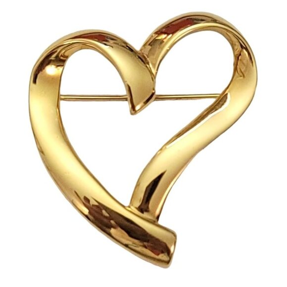 Trifari TM Gold Tone Open Heart Brooch, Signed E986 - Picture 11 of 11